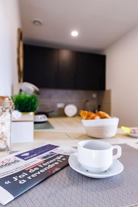 Joli Appartement, Le Bouchon Remois, Centre Ville Reims Kültér fotó